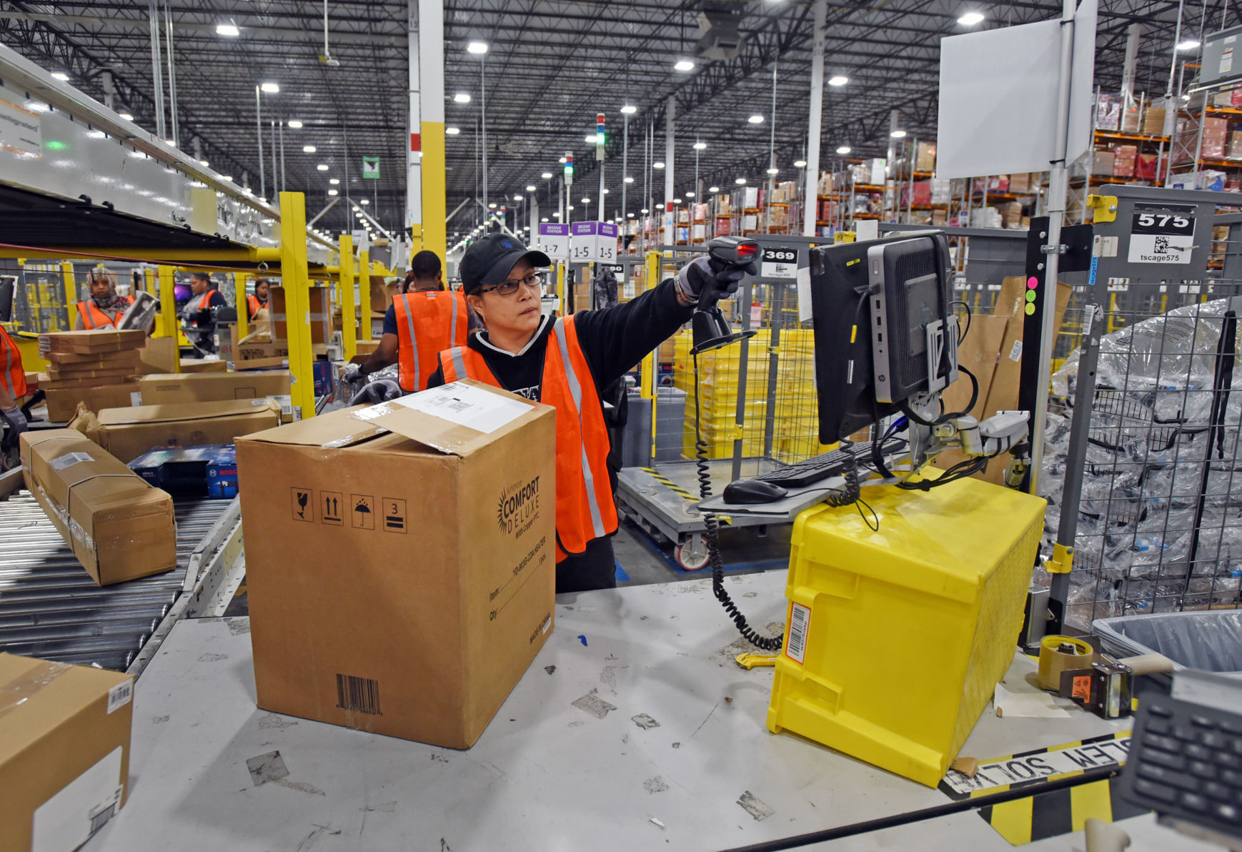 Amazon Fulfillment Center 31